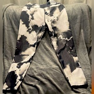 Leggings Large - super cute!